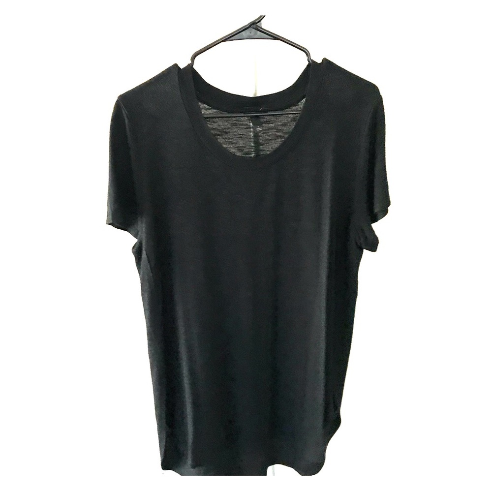 Black tunic with tulip slit